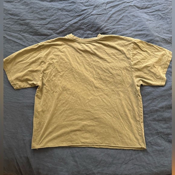 Elwood Oversized Crop Core Tee in Vintage Olive - Picture 3 of 5